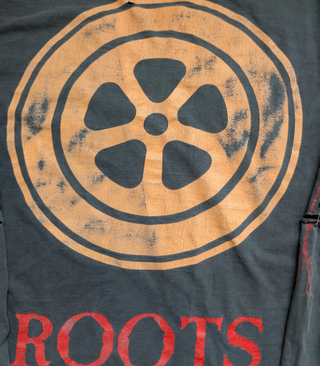1996 Sepultura distressed "Roots" Longsleeve - Size XL