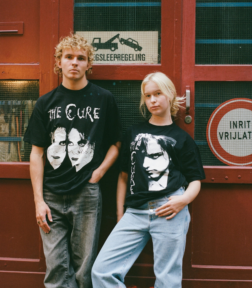 2000s The Cure "Two Face Robert Smith" Shirt - Size Large